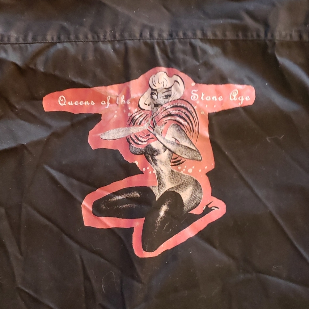 Queens of the Stoneage shirt